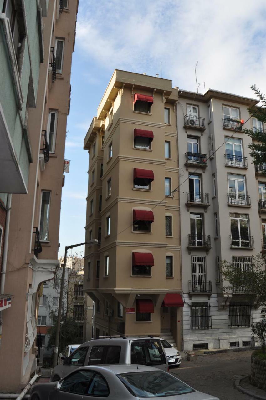Away Hotel Istanbul Exterior photo
